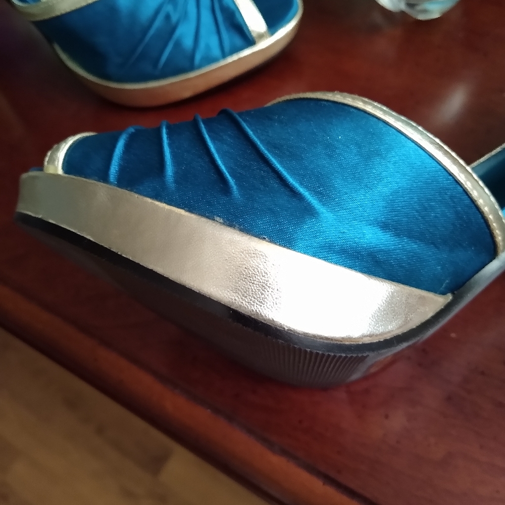 Charlotte Russe Shoes - Picture 7 of 8